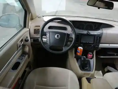 Здавання транспортного засобу ssangyong rodius 2.7 turbodiesel cat року 2012 потужний 665926