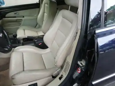Здавання транспортного засобу audi a8 (d2) 4.2 quattro року 1997 потужний ahc