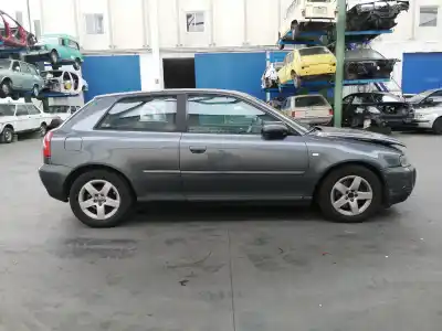 Veículo de Sucata audi a3 (8l) 1.9 tdi do ano 2001 alimentado asz