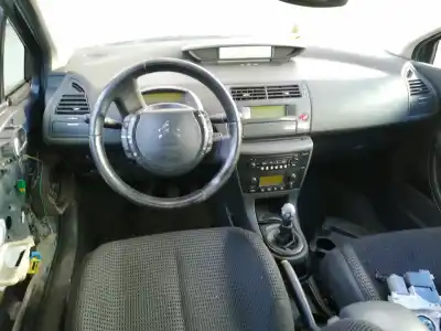 Veículo de Sucata citroen c4 berlina vtr plus do ano 2005 alimentado 9hy