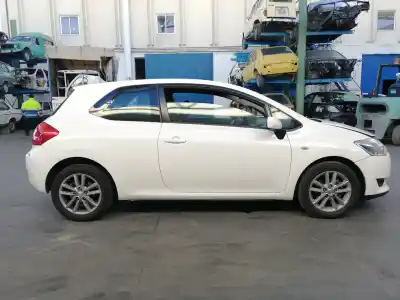 Здавання транспортного засобу toyota auris 1.3 16v cat року 2010 потужний 1nr