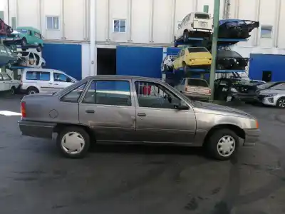 Veículo de Sucata opel kadett e 1.6 do ano 1989 alimentado g-1.6sv