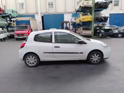 Veículo de Sucata renault clio iii 1.5 dci diesel cat do ano 2012 alimentado k9k6770