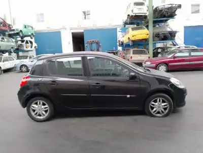 Veículo de Sucata renault clio iii 1.5 dci diesel cat do ano 2006 alimentado k9kt766