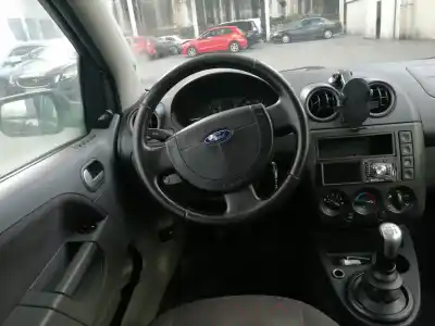 Здавання транспортного засобу ford fiesta v (jh_, jd_) 1.6 16v року 2002 потужний fyja