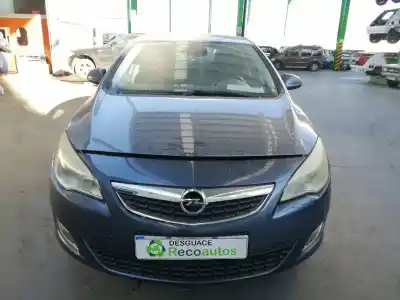 Veículo de Sucata opel astra j (p10) 1.7 cdti (68) do ano 2010 alimentado a17dtr