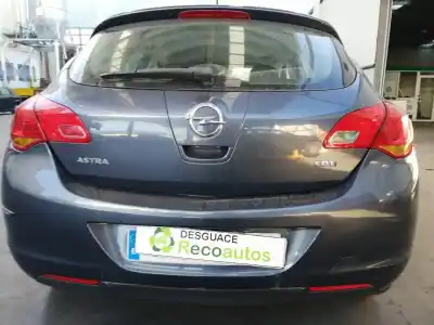 Veículo de Sucata opel astra j (p10) 1.7 cdti (68) do ano 2010 alimentado a17dtr