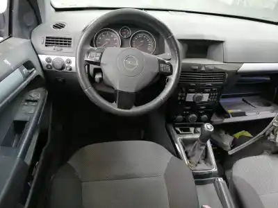 Scrapping Vehicle opel astra h (a04) 1.6 (l48) of the year 2010 powered z16xer