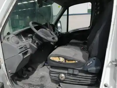 Veicolo di demolizione iveco daily iv furgón 35s14 c, 35s14 c/p, 35s14 v, 35s14 v/p, 35c14 v,... dell'anno 2010 alimentato f1ae0481h