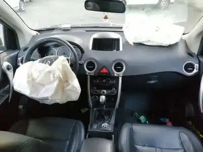 Veículo de Sucata renault koleos 2.0 dci diesel fap do ano 2010 alimentado m9rg832