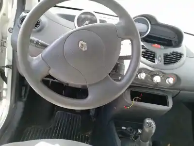 Здавання транспортного засобу renault twingo ii (cn0_) 1.5 dci 75 року 2011 потужний 