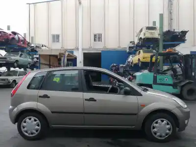 Veículo de Sucata ford fiesta (cbk) 1.4 16v cat do ano 2003 alimentado fxjb