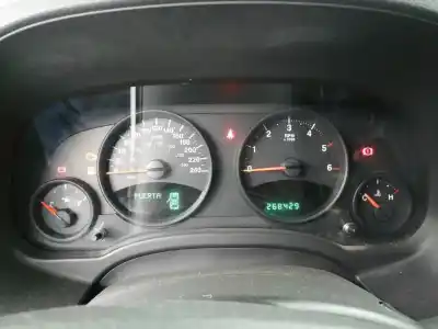 Veicolo di demolizione jeep compass 2.0 crd cat dell'anno 2010 alimentato byl