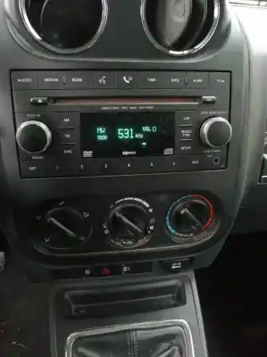 Veicolo di demolizione jeep compass 2.0 crd cat dell'anno 2010 alimentato byl