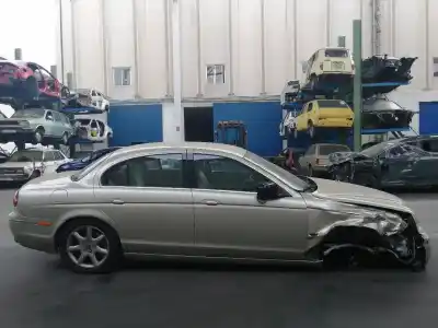 Veículo de Sucata jaguar s-type 2.7 v6 diesel cat do ano 2006 alimentado 7g