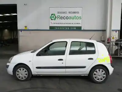 Vehículo de desguace RENAULT CLIO II FASE II (B/CB0) 1.5 dCi Diesel del año 2004 con motor K9KA704