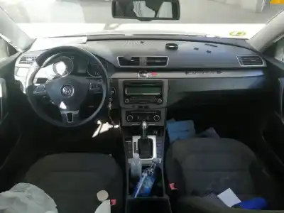 Veículo de Sucata volkswagen passat alltrack b7 (365) 2.0 tdi do ano 2011 alimentado cff