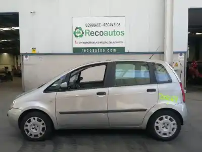 Veicolo di demolizione fiat idea (135) 1.3 16v jtd 16v dynamic plus (10.2005->) 69 cv / 51 kw dell'anno 2005 alimentato 188a9000