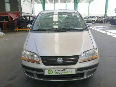 Veicolo di demolizione fiat idea (135) 1.3 16v jtd 16v dynamic plus (10.2005->) 69 cv / 51 kw dell'anno 2005 alimentato 188a9000