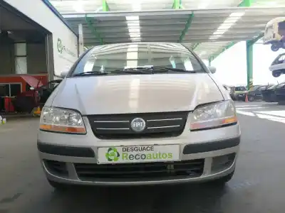 Veicolo di demolizione fiat idea (135) 1.3 16v jtd 16v dynamic plus (10.2005->) 69 cv / 51 kw dell'anno 2005 alimentato 188a9000