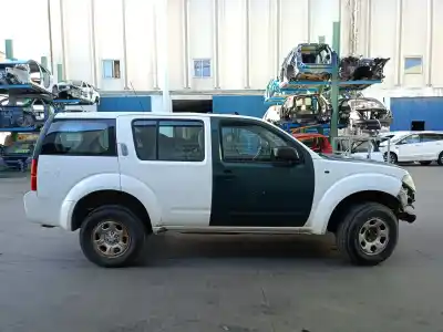Veículo de Sucata nissan pathfinder (r51) 2.5 dci xe do ano 2009 alimentado yd25