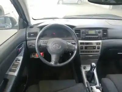 Scrapping Vehicle toyota corolla (e12) 1.6 16v of the year 2004 powered 3zzfe