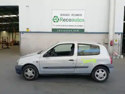 Scrapping Vehicle renault clio ii fase i (b/cbo) 1.9 dti diesel 80 cv / 59 kw of the year 2000 powered f9qh780
