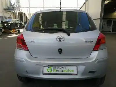 Véhicule à la ferraille toyota yaris (_p9_) 1.3 vvt-i (scp90_) de l'année 2009 alimenté 1nr