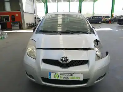 Véhicule à la ferraille toyota yaris (_p9_) 1.3 vvt-i (scp90_) de l'année 2009 alimenté 1nr