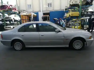 Veicolo di demolizione bmw serie 5 berlina (e39) 2.0 16v diesel cat dell'anno 2002 alimentato 204d1
