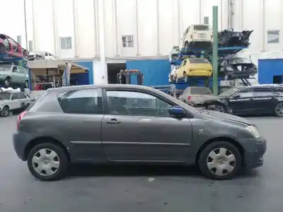 Veículo de Sucata toyota corolla (_e12_) 2.0 d-4d (cde120_) do ano 2003 alimentado 1cdftv