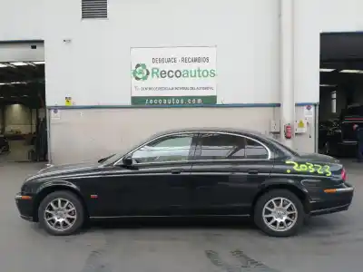 Здавання транспортного засобу jaguar                                             s-type                                                                                                                                                                                                                                                     2.5 v6 executive                                                                                                                                                                                                                                           року 2002 потужний ib