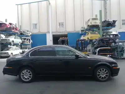Здавання транспортного засобу jaguar                                             s-type                                                                                                                                                                                                                                                     2.5 v6 executive                                                                                                                                                                                                                                           року 2002 потужний ib