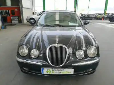 Здавання транспортного засобу jaguar                                             s-type                                                                                                                                                                                                                                                     2.5 v6 executive                                                                                                                                                                                                                                           року 2002 потужний ib