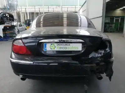 Здавання транспортного засобу jaguar                                             s-type                                                                                                                                                                                                                                                     2.5 v6 executive                                                                                                                                                                                                                                           року 2002 потужний ib