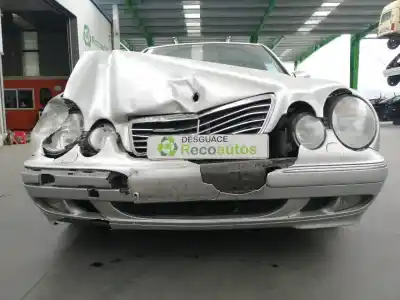 Vehicul casat mercedes-benz clase e (w210) berlina 2.6 cat al anului 2000 alimentat 612961