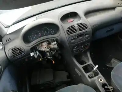 Scrapping Vehicle peugeot 206 berlina 1.6 of the year 2000 powered nfz