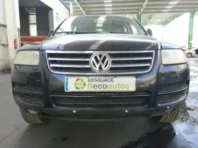 Véhicule à la ferraille volkswagen touareg (7la, 7l6, 7l7) 2.5 r5 tdi de l'année 2004 alimenté bac