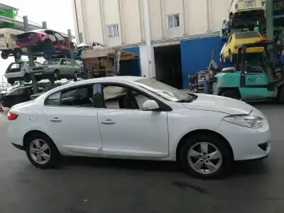 Veículo de Sucata renault fluence (l3_) 1.5 dci (l30d l30l l306 l33f l33l l33m l33v l33w) do ano 2012 alimentado k9kj836