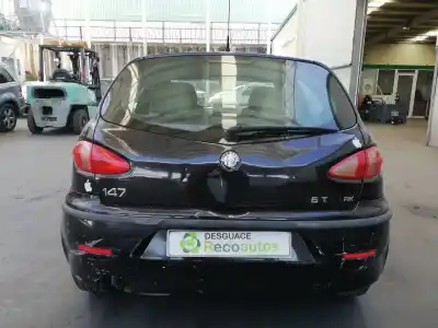 Veicolo di demolizione alfa romeo 147 (190) 1.6 16v cat dell'anno 2003 alimentato ar37203