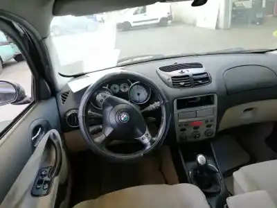 Veicolo di demolizione alfa romeo 147 (190) 1.6 16v cat dell'anno 2003 alimentato ar37203