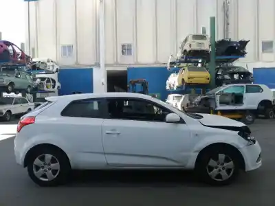 Veículo de Sucata kia pro cee´d (ed) 1.6 crdi 90 do ano 2011 alimentado d4fb