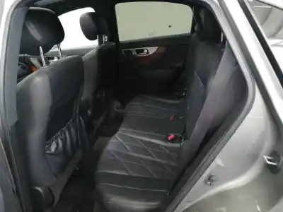 Здавання транспортного засобу infiniti fx 3.7 v6 (320 cv) 3.7 v6 року 2010 потужний vq37