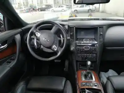 Здавання транспортного засобу infiniti fx 3.7 v6 (320 cv) 3.7 v6 року 2010 потужний vq37
