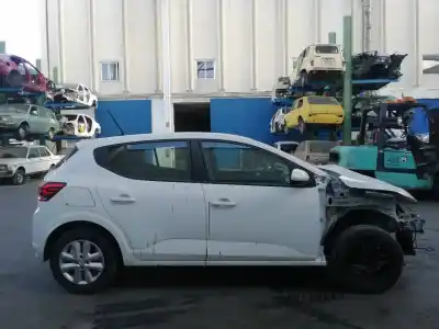 Veículo de Sucata dacia sandero iii 1.0 tce 90 do ano 2022 alimentado h4de470