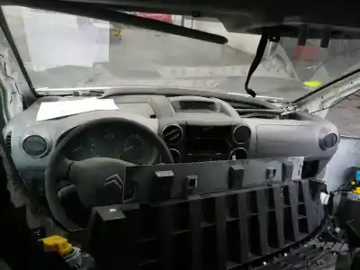 Veículo de Sucata citroen berlingo xtr 1.6 hdi 92 do ano 2008 alimentado 9hx