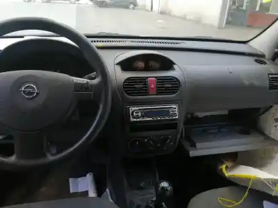 Scrapping Vehicle opel combo 1.6 cat (z 16 se / l55) of the year 2004 powered z16se