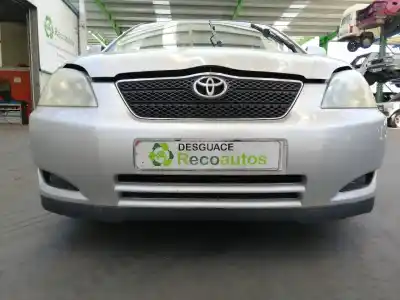 Sloopvoertuig toyota corolla (_e12_) 2.0 d-4d (cde120_) van het jaar 2002 aangedreven 1cdftv