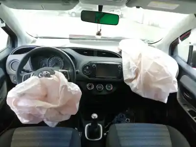 Scrapping Vehicle toyota yaris 1.0 cat of the year 2016 powered 1kr