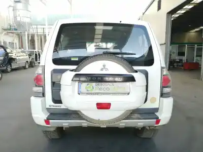 Verschrottungsfahrzeug mitsubishi montero (v80/v90) 3.2 di-d intense des jahres 2011 angetrieben 4m41